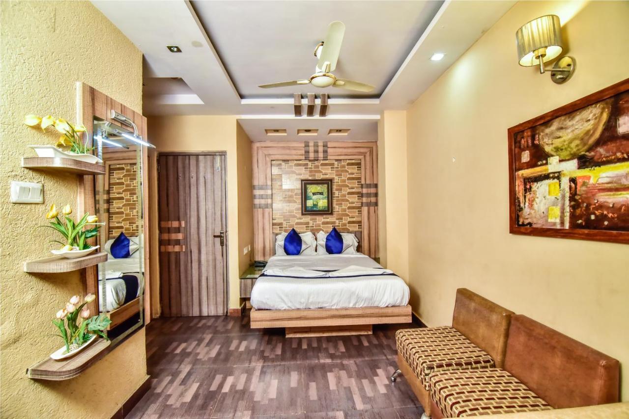 Hotel Heaven Kolkata Bagian luar foto